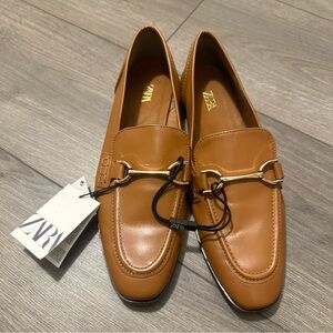 Zara Women's Tan Loafers Size 39